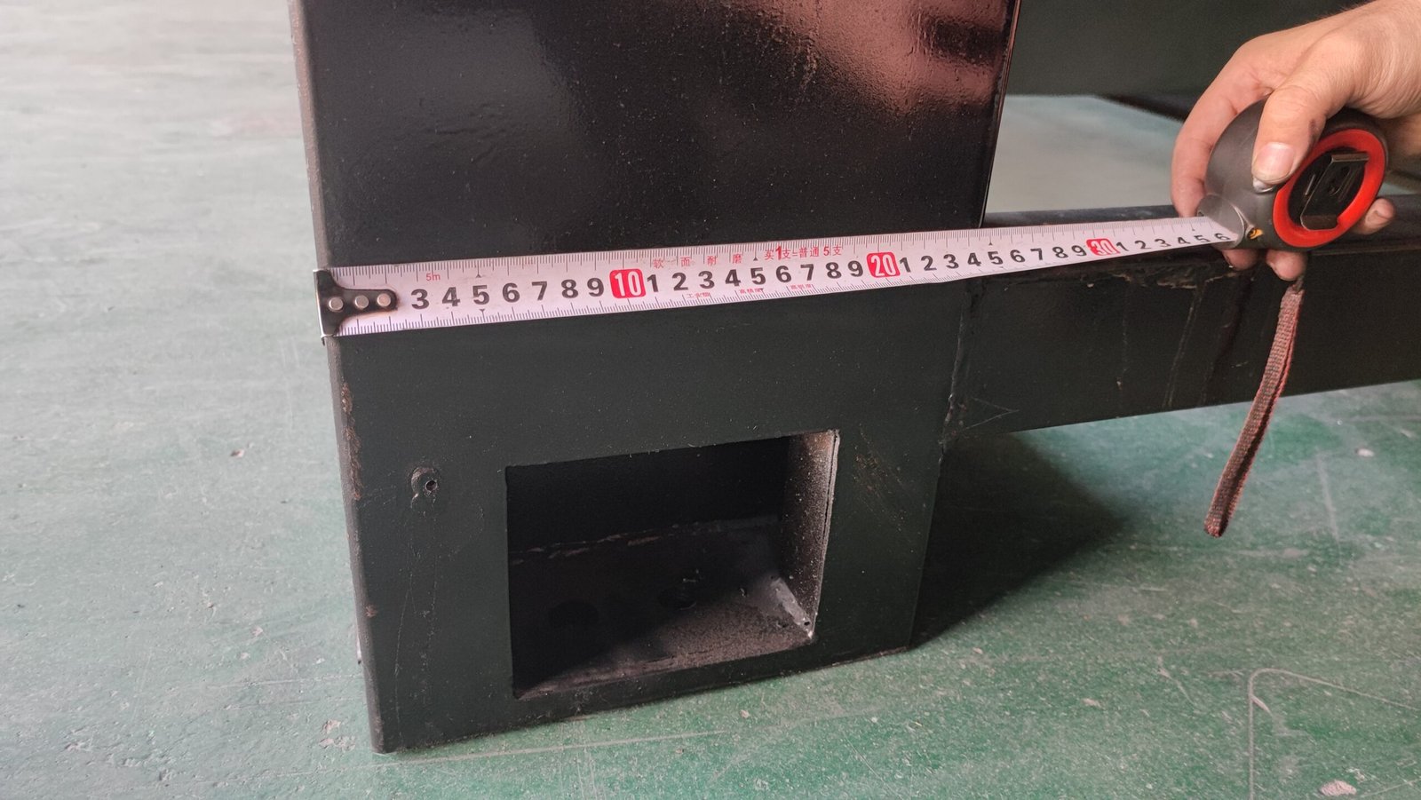 SVAN Laser assembly workshop